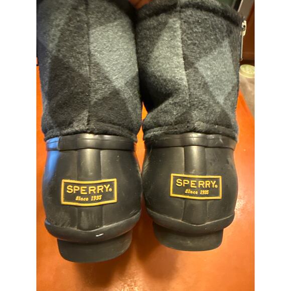 Sperry Saltwater Duck Boots Buffalo Check Black Gray Size 8 - Picture 3 of 8